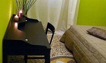 Bed & Breakfast 4